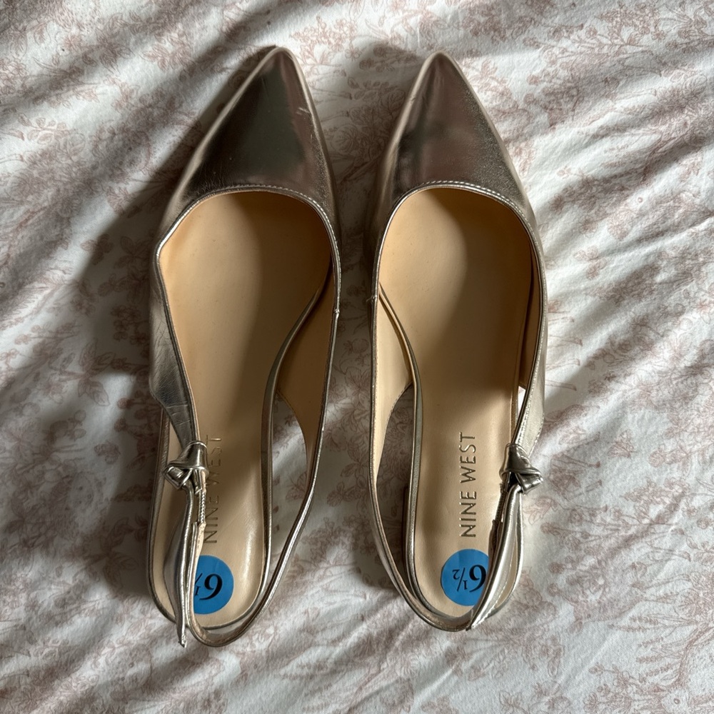 Nine West Silver Pointed Heels